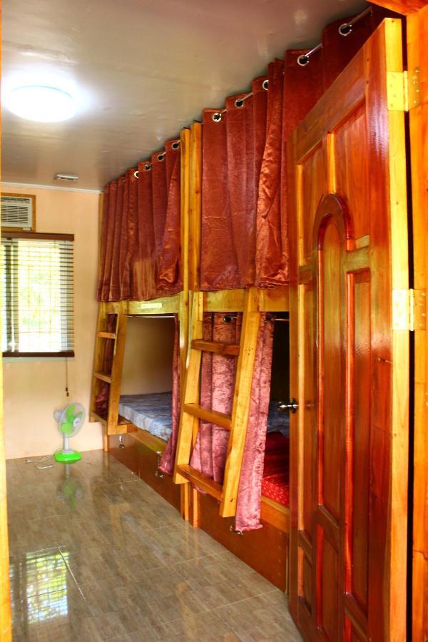 B&R Hostel Nagtabon Bacungan Esterno foto
