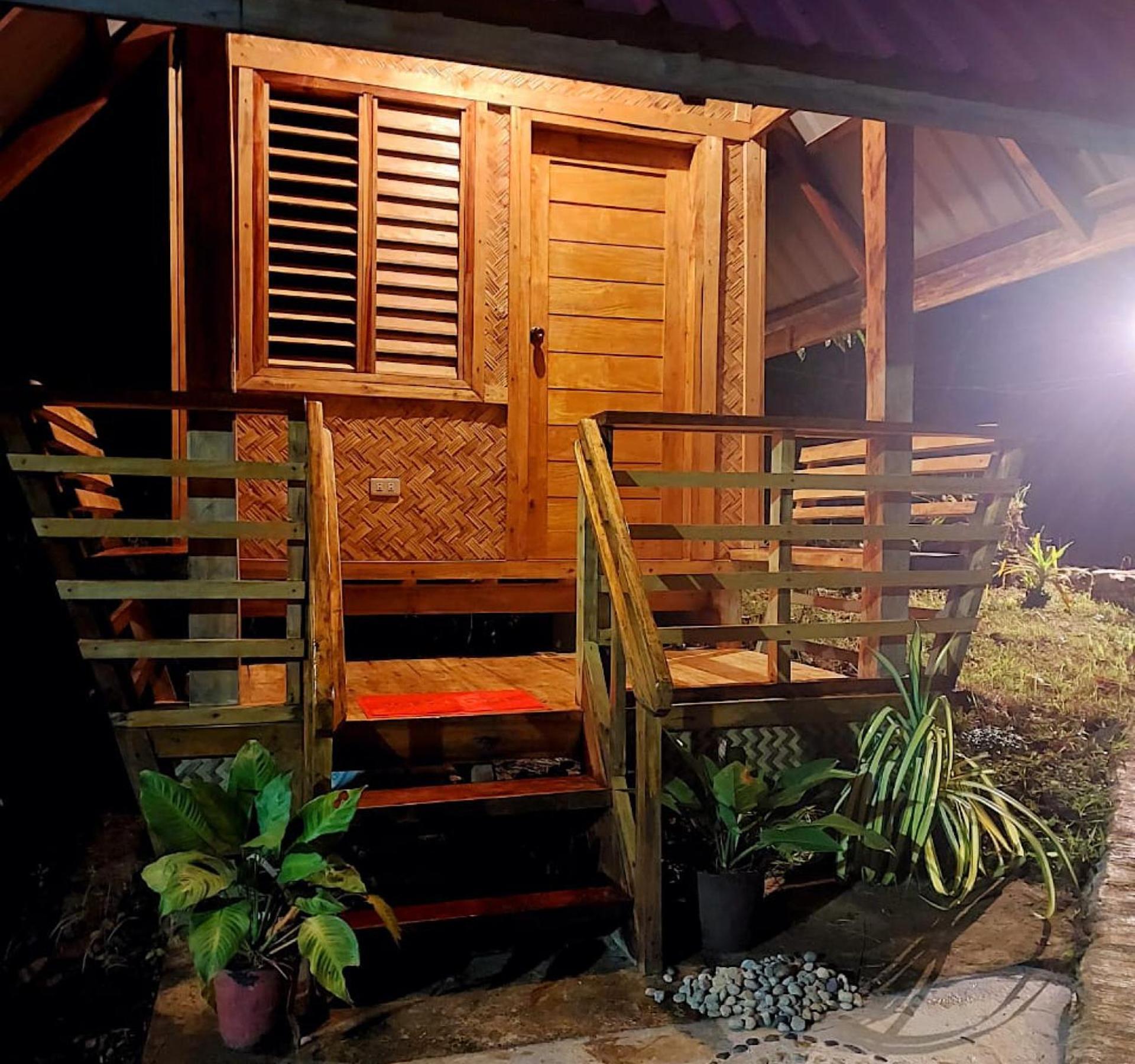 B&R Hostel Nagtabon Bacungan Esterno foto